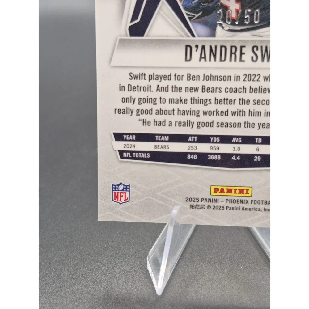 2025 Panini Phoenix D'Andre Swift #123 Teal Mojo /50 SSP Chicago Bears
